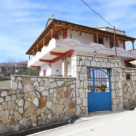 Xherimeja Family Oasis Apartament Berat