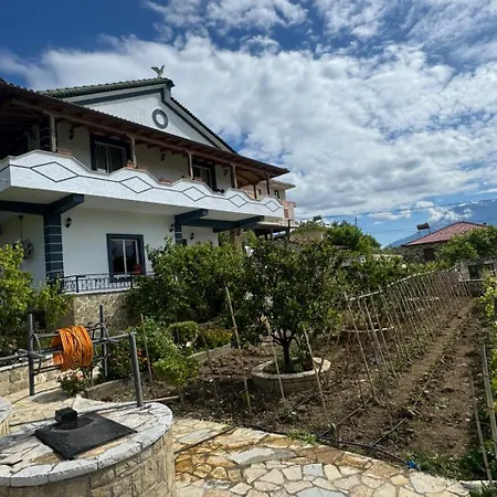 Xherimeja Family Oasis Μπεράτ
