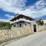 Xherimeja Family Oasis * Berat