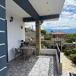 Apartman Xherimeja Family Oasis Berat