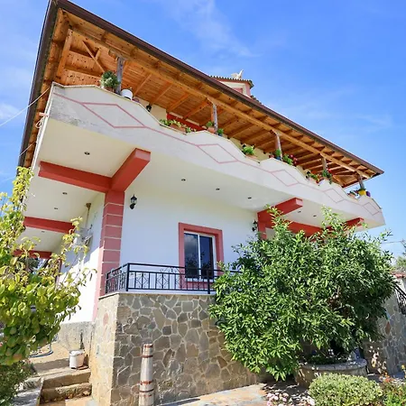 Apartman Xherimeja Family Oasis *